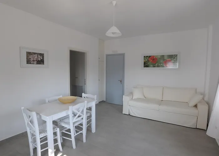 Thomas In Katapola Apartamento *