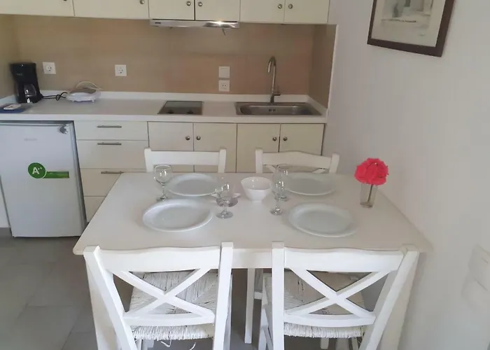 Thomas In Katapola Daire